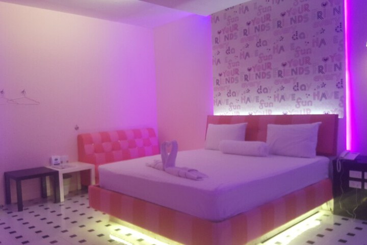 Room 11 of 58