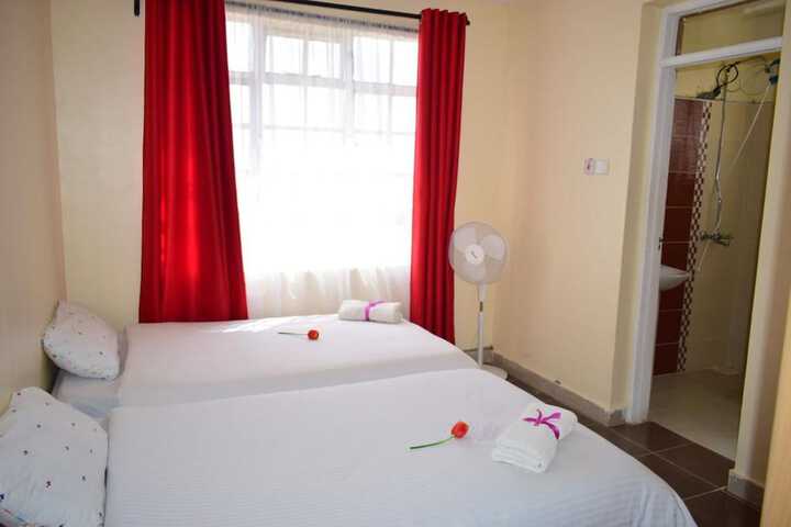 Room 7 of 30