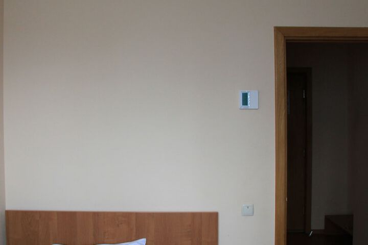 Room 9 of 51