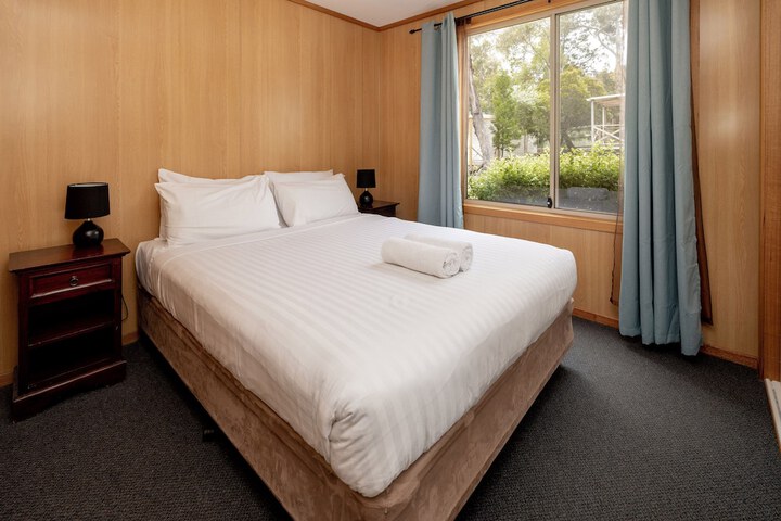 Room 4 of 31