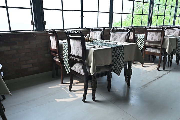 Dining 97 of 161
