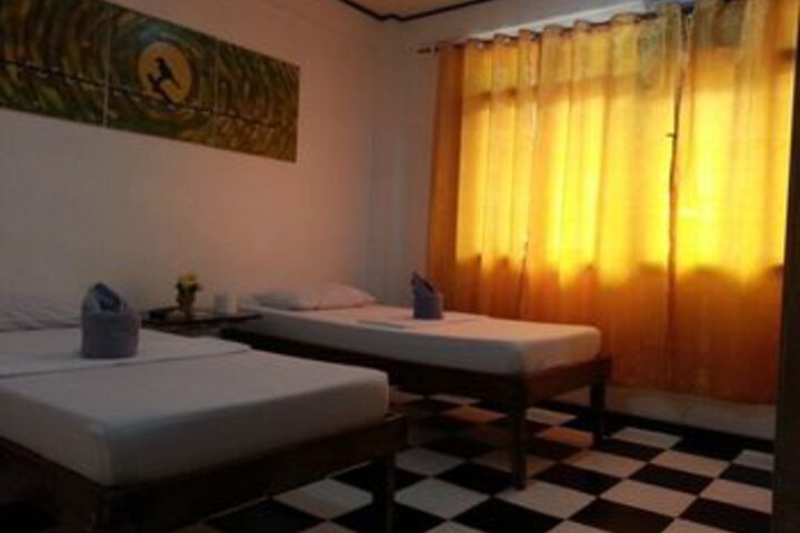 Room 8 of 31