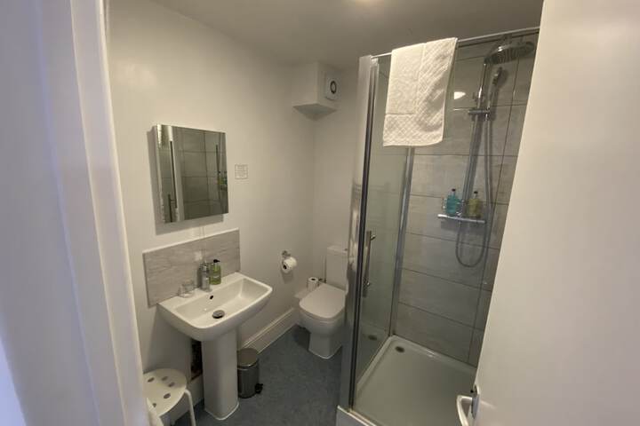 Room 70 of 93