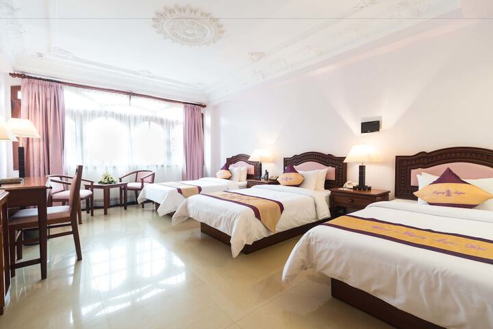 Room 16 of 73