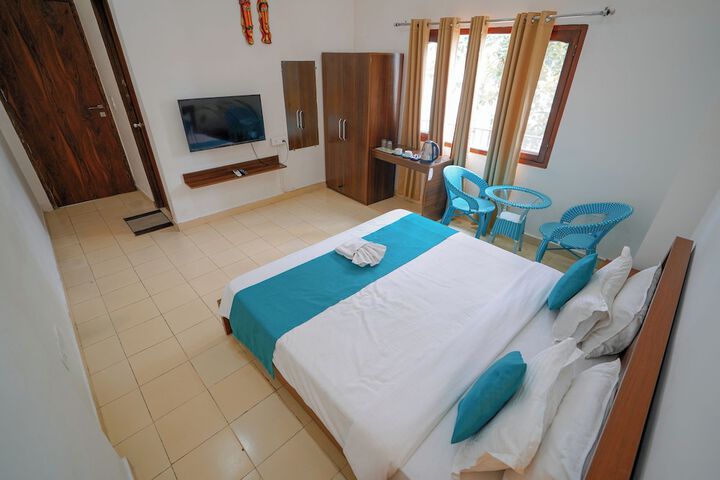 Room 16 of 53
