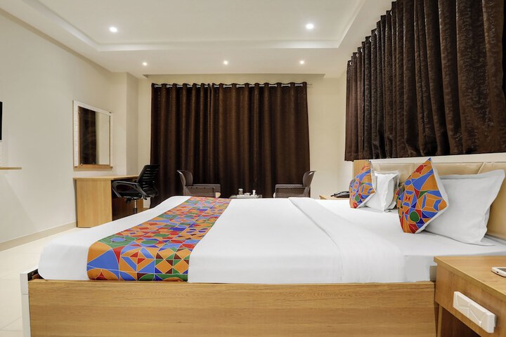 Room 19 of 35