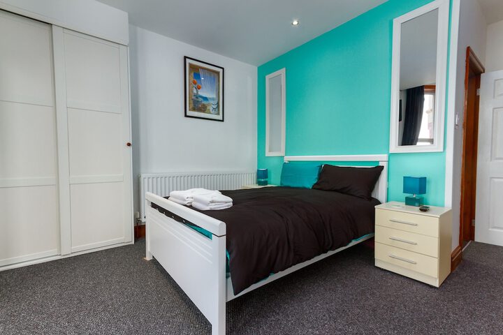 Room 17 of 39