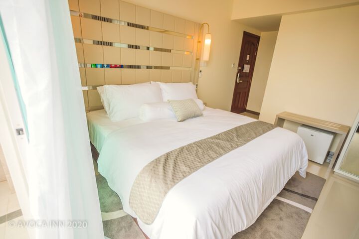 Room 4 of 47