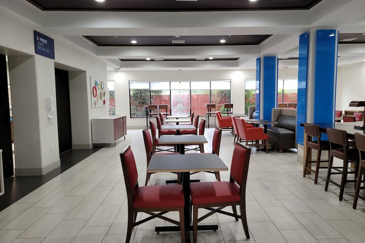 Breakfast/Coffee Service 35 of 57