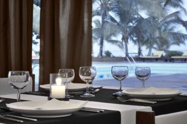 Dining 43 of 45