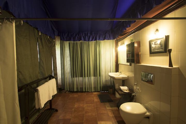 Room 34 of 61
