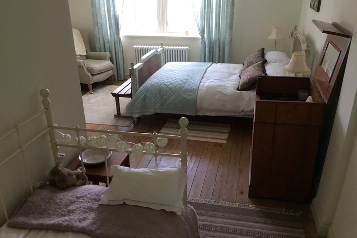 Room 2 of 13