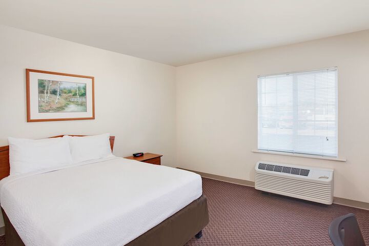 Room 17 of 44