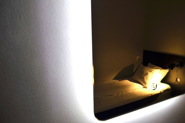 Room 65 of 128