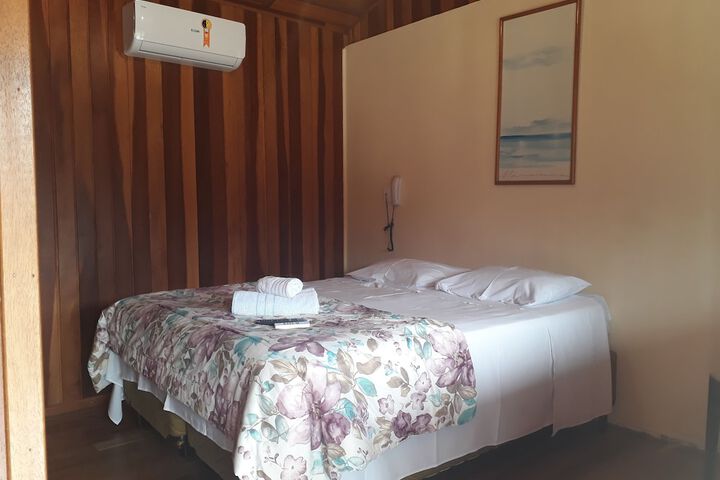 Room 2 of 18