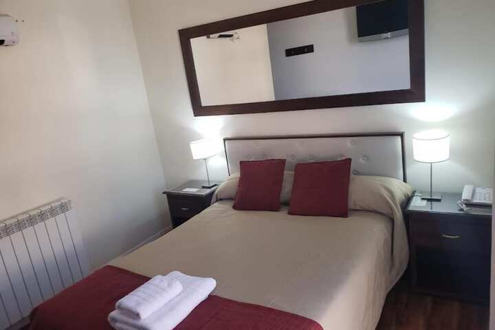 Room 14 of 36