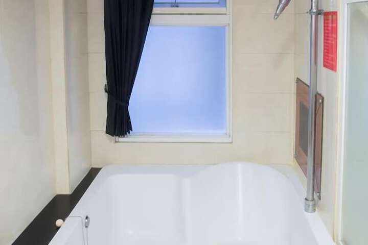 Room 20 of 31