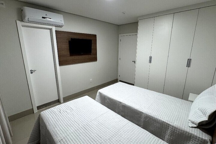 Room 17 of 87