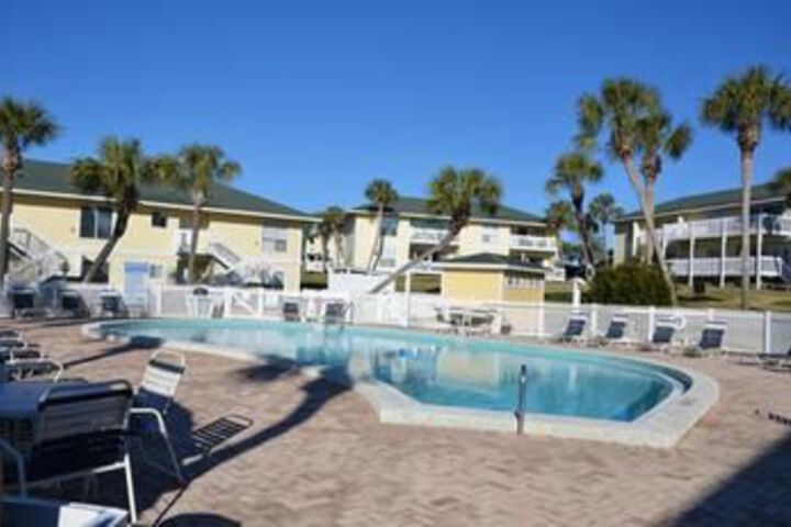 Pool 9 of 11