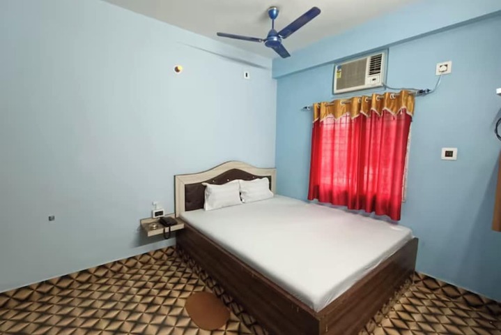 Room 6 of 11