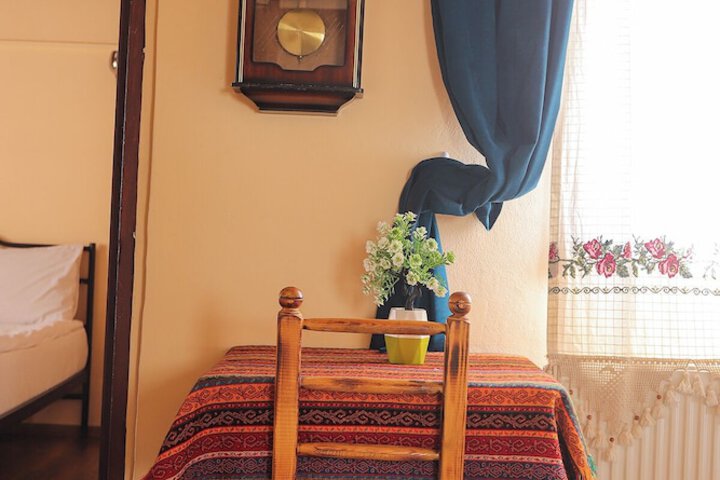 Room 17 of 57