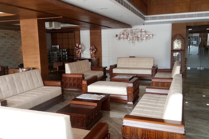 Exterior of Hotel Karthika Park