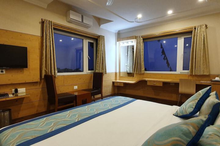 Room 19 of 75