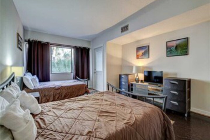 Room 25 of 26