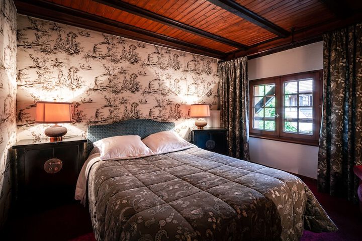 Room 10 of 54