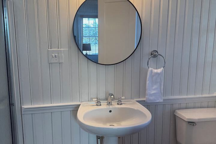 Room 15 of 24