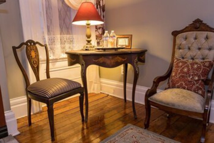Room 15 of 22