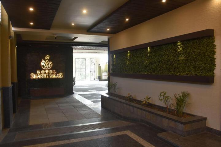 Hotel Shanti Vilas
