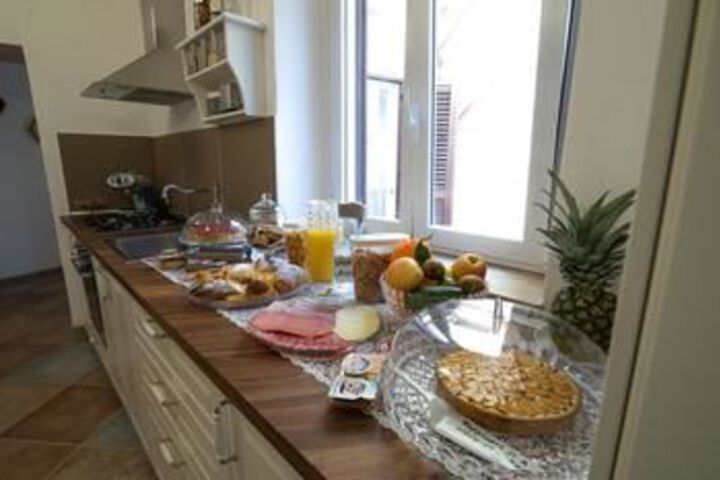 Breakfast/Coffee Service 8 of 26