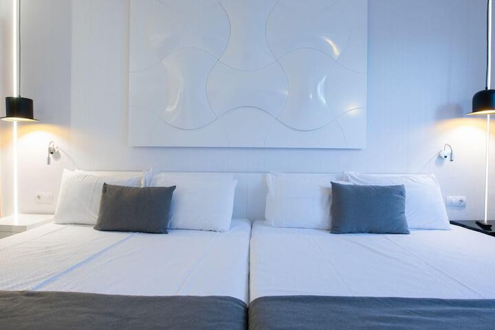 Room 38 of 70