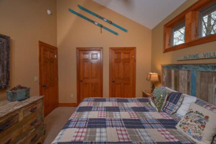 Room 26 of 30