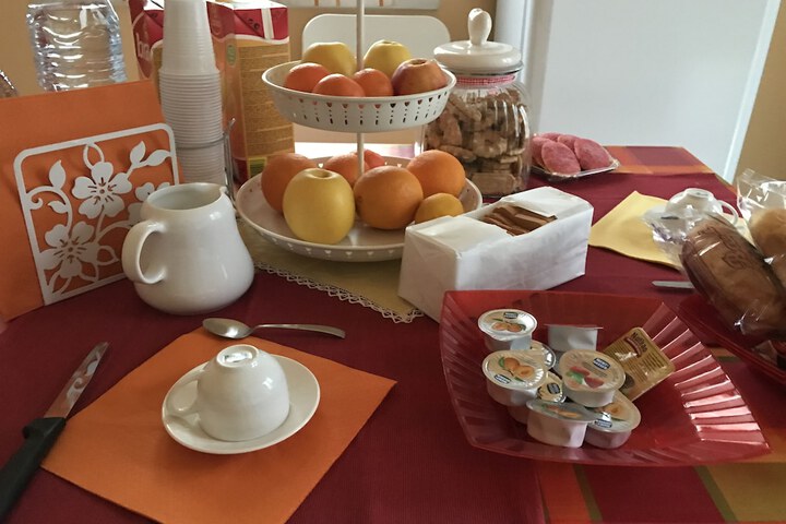 Breakfast/Coffee Service 18 of 20