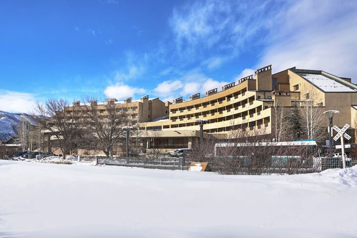 Hotel 80 of 87