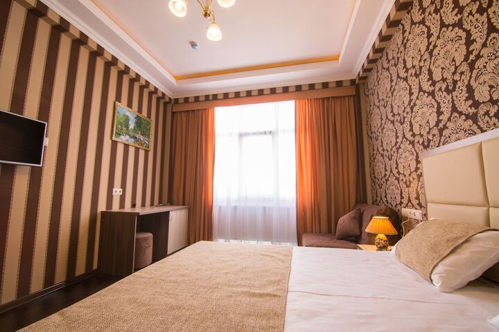 Room 30 of 67