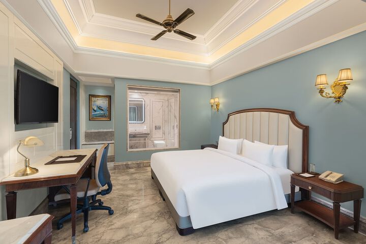 Room 2 of 16
