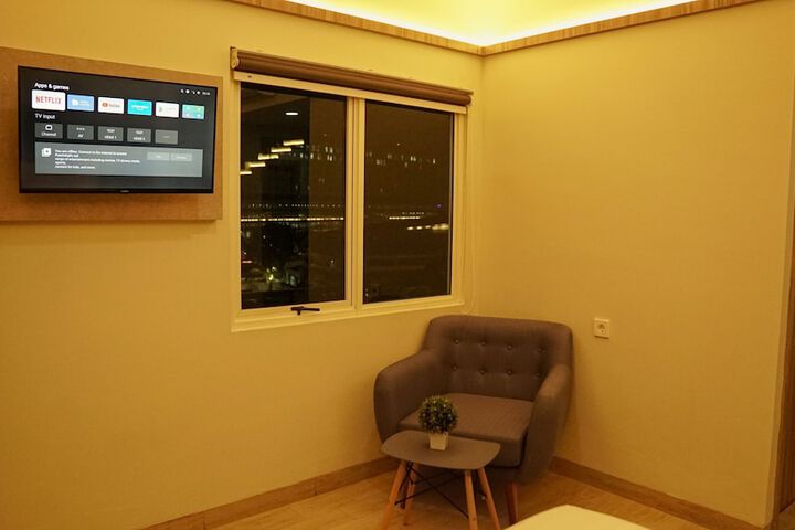 Room 9 of 20