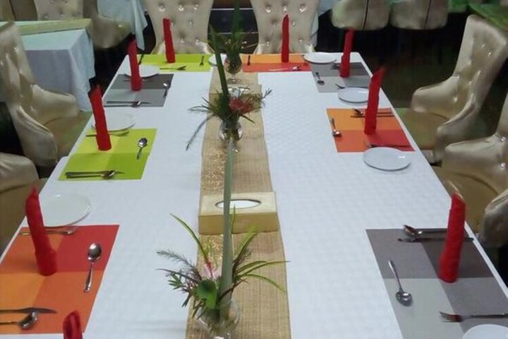 Dining 22 of 27