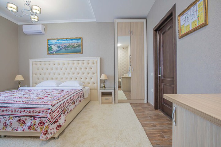 Room 15 of 54