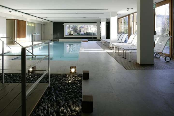 Pool 14 of 38