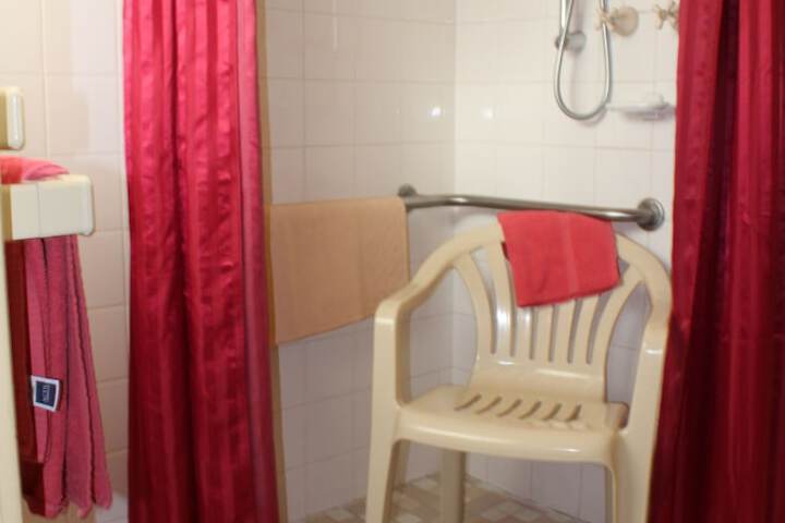 Room 29 of 36