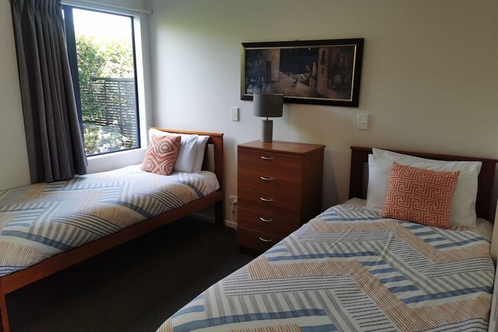 Room 12 of 48