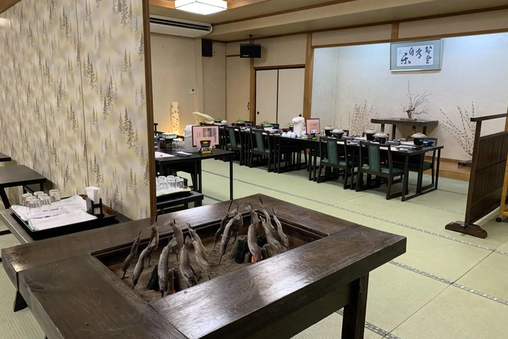 restaurant