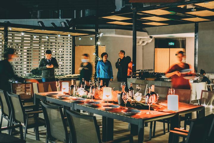 Dining 70 of 80