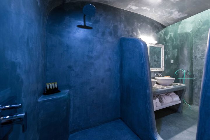 Room 44 of 62