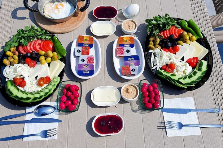Breakfast/Coffee Service 42 of 54