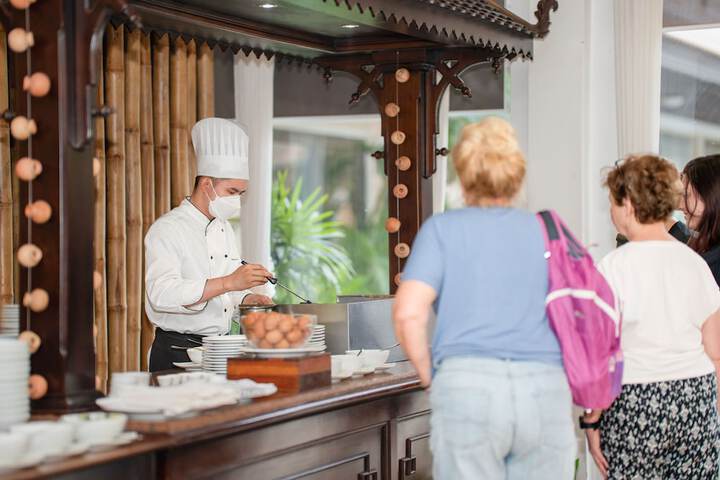 Dining 124 of 169
